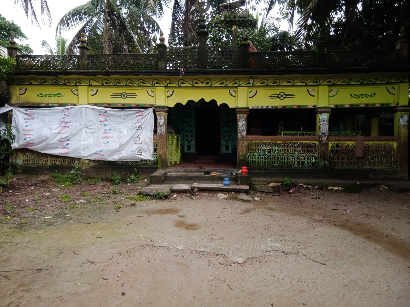 শান্তিপুর জামে মসজিদ